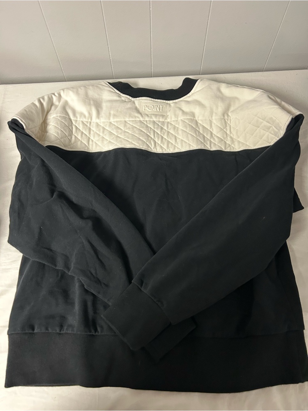 Point Quilted Yoke Crewneck Sweater - Black & Cream XS/S